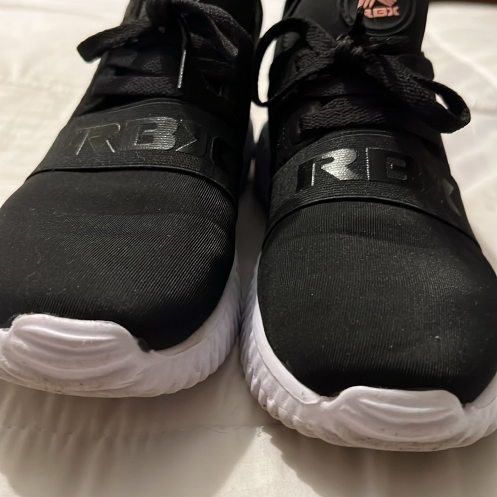 Reebok Sneaker - Picture 5 of 8